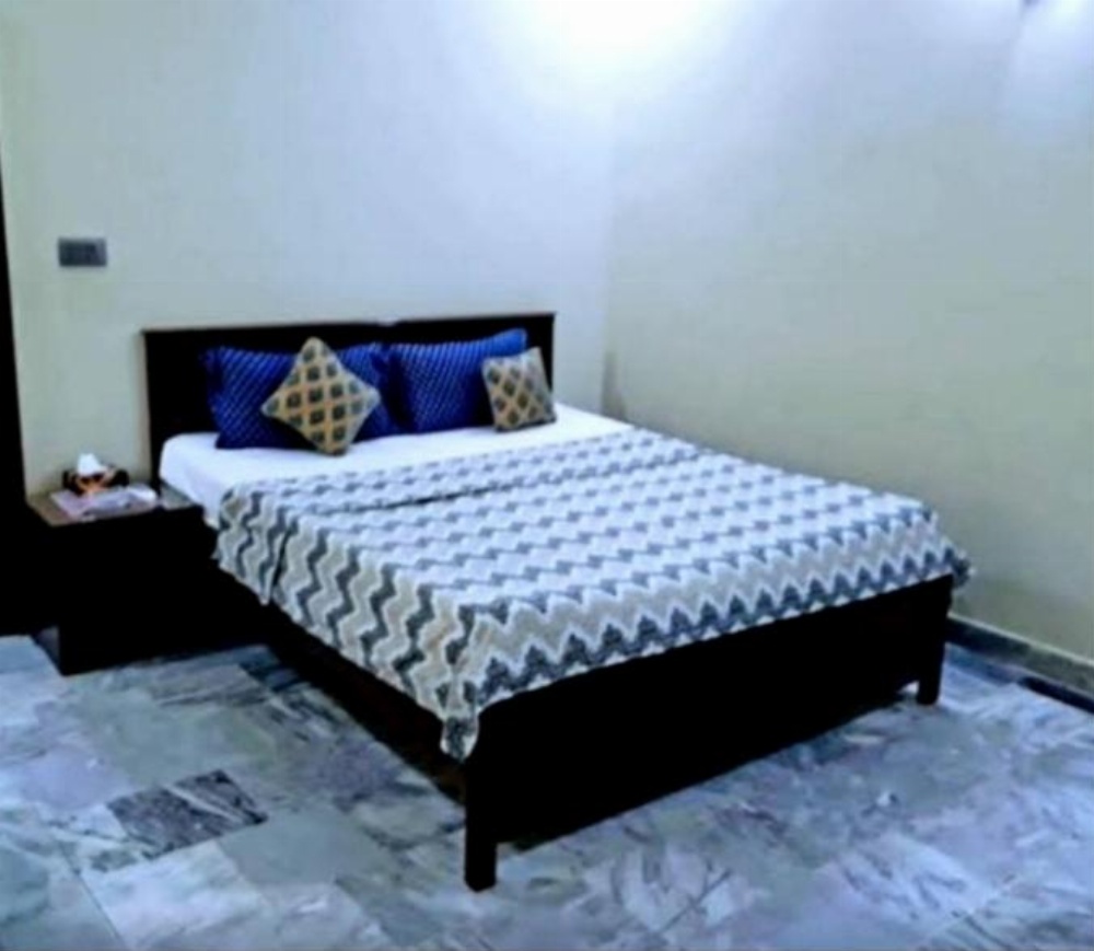 Room image 2
